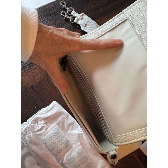 NWT!!  Marc Jacobs X Wizard of Oz mini bag - Picture 7 of 14